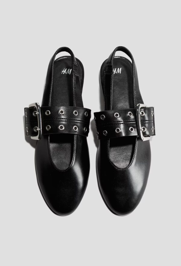Ballerinas destalonadas con hebilla negra H&M