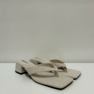 Sandalias tacón kitten beige PULL&BEAR